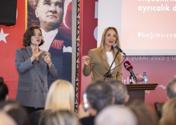 Aylin Nazlıaka: Türkiye’nin amiral gemisi İzmir