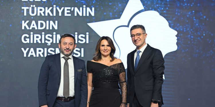 Bu yıl 18.’si düzenlenen Türkiye’nin Kadın Girişimcisi Yarışması’nda  en başarılı kadın girişimciler ödüllerini aldı