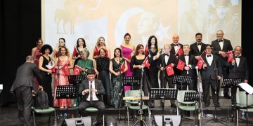 Müziğin iyileştirici gücü doktorların sesinde hayat buldu