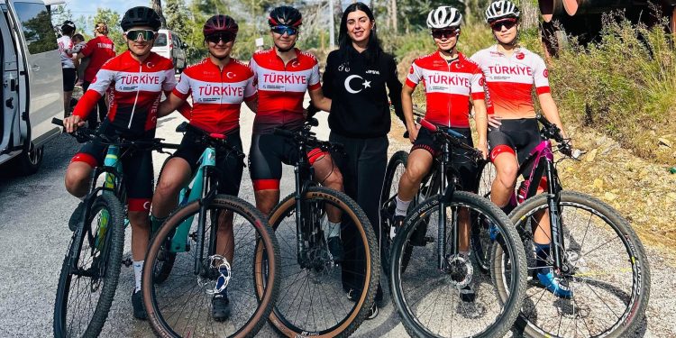 Milli Sporcu Ekin Ereke  Uluslararası başarılarına bir yenisini ekledi