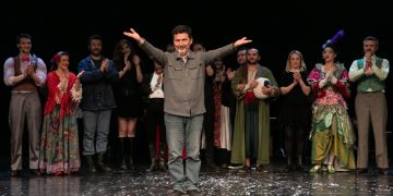 “Demokrasi Gemisi” demir aldı