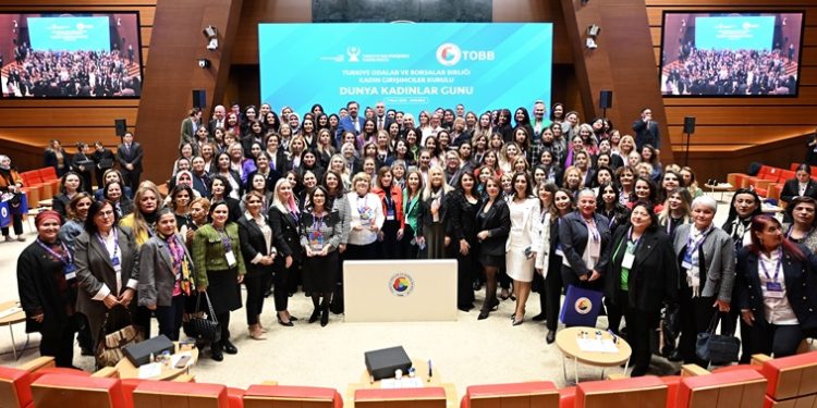 TOBB ve TOBB KGK “Dünya Kadınlar Günü Etkinliği ve Sanayide Kadın Eli Projesi Ödül Töreni”;