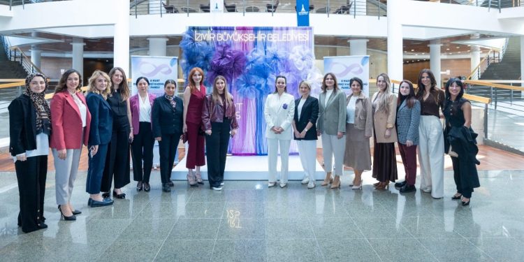 “Kadın İsterse” panelinde : Üreten kadınların ilham veren hikâyeleri konuşuldu