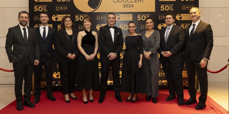 Canon Eurasia, Altın lider ödülleri’nde çifte başarıya imza attı!