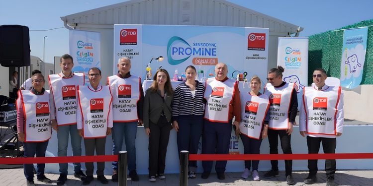 Türkiye’de her 10 çocuktan 7’sinde diş çürüğü görülüyor