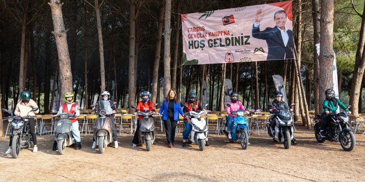 Mersinde “Motorlu Kadınlar Güvenli Sürüş” Etkinliği