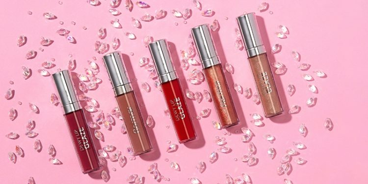 Dudak Bakımında Olmazsa Olmaz Ürünler