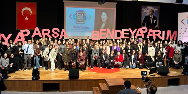 TurkishWIN Genç Kadın Kariyer Zirvesi Gerçekleşti: Kadınların Geleceğine İlham Veren Buluşma!
