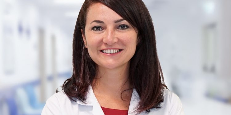 Doç. Dr. Emine Manolya Kara : “Ergenlik Dönemi Aşılamaları İhmal Edilebiliyor!”