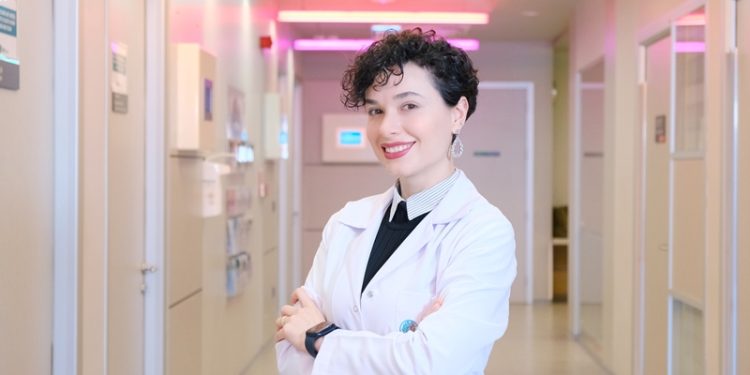 Psikolog Emine Akın Aytop : “Sağlıklı beslenme takıntısı mental hastalık boyutuna varabilir!”