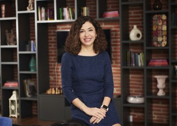 Sinem Sandıkçı Gökçen “L’Oréal Türkiye, Kadınlar Günü’nde 50 yaş ve üstü kadınları teknolojiyle güçlendiriyor”