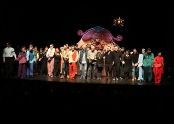 Bir Nazım Hikmet masalı “ Sevdalı Bulut” Seyirciyle buluştu