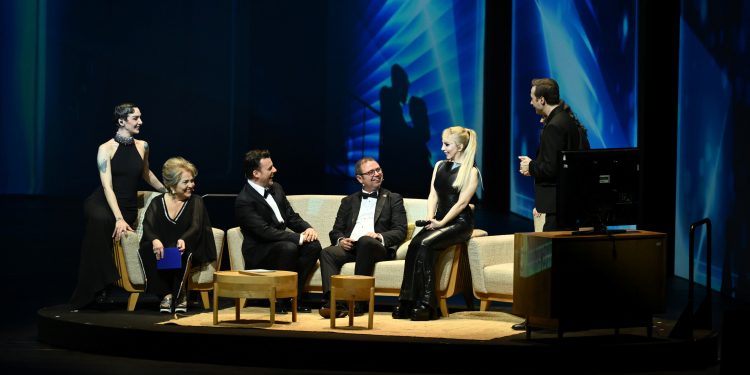 “Yüzyıllık İmza”