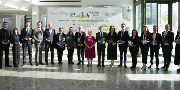 Karbonsuz Karbon Zirvesinde Türkiye Karbonsuzlaşma Yolu konuşuldu