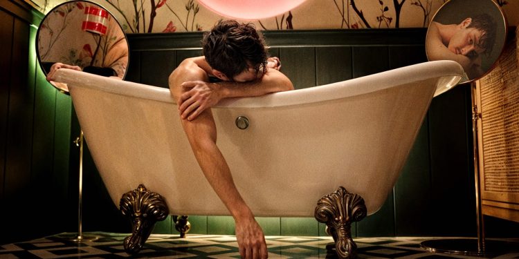 “Adresi Olmayan Ev” filmi Türkiye’deki ilk gösterimini İstanbul Film Festivali kapsamında gerçekleştiriyor. Film, festivalin ‘Belirli Bir Bakış’ bölümünde de yarışacak