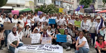 Üç Kadın Platformundan Ortak Eylem: “Gençleri Hemen Serbest Bırakın!”/ Leyla Küçükçetin