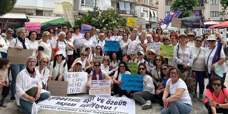 Üç Kadın Platformundan Ortak Eylem: “Gençleri Hemen Serbest Bırakın!”/ Leyla Küçükçetin