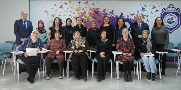Eskişehir’de Kadınlara sertifika verildi