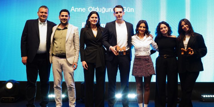 Karaca’ya, MIXX Awards’tan 5 ödül