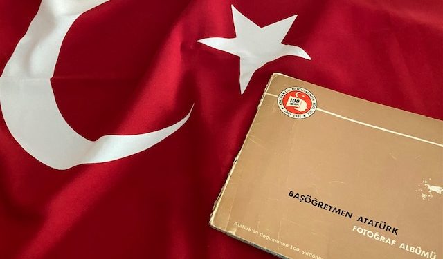 Rengigül Ural : 23 Nisan – Mustafa Kemal Atatürk ve Haydar Sarıali Dedem ile Manevî Aile Mirâsım