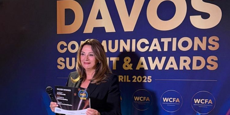 Sabancı Gençlik Seferberliği’ne Davos’tan ödül