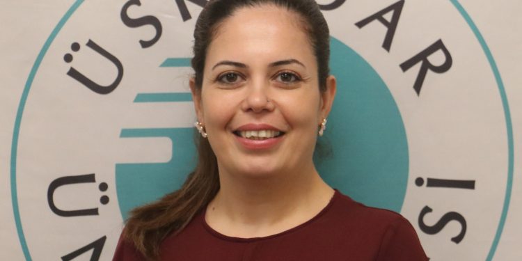 Dr. Öğretim Üyesi Tuğba Yılmaz Esencan : “Türkiye’de evde doğum yasal bir hak!”