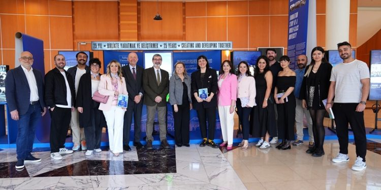 Sabancı Üniversitesi’nden 25. Yıla özel yapay zeka destekli sergi
