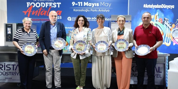 4. FoodFest Antalya Uluslararası Gastronomi Festivali dolu dolu geçiyor