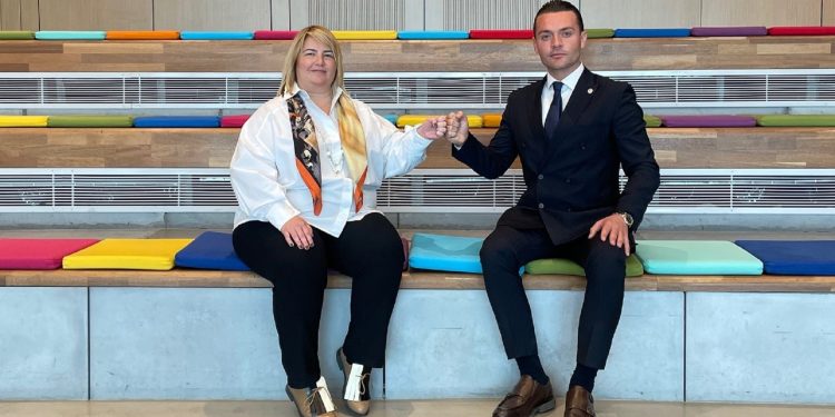 Yapay zekâ çağının yol haritası İzmir’den çizilecek