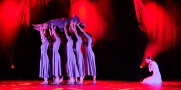 “KADIN” Dans performansı yeniden sahneye dönüyor: Şiddete karşı sanatın gücü