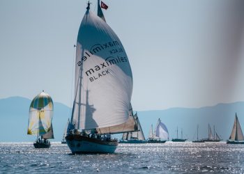 Cumhuriyet’in ilk okul gemisi dünya sahnesinde