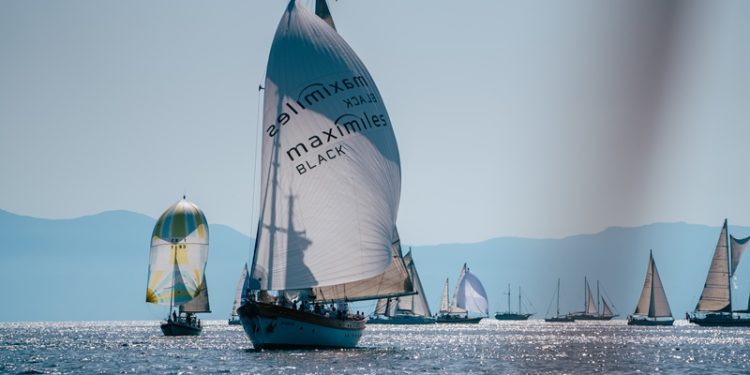 Cumhuriyet’in ilk okul gemisi dünya sahnesinde