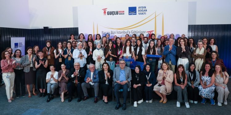 Aydın Doğan Vakfı, “Başarı Bizi İstanbul’a Götürüyor”
