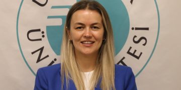 Dr. Öğretim Üyesi Arzu Akdemir : “Her 4 kadından 3’ü genital enfeksiyon geçiriyor!”