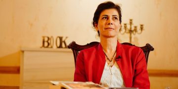 Aslı Atasoy’dan Dünyanın en çok kitap kapağı tasarlayan sanatçısının belgeseli