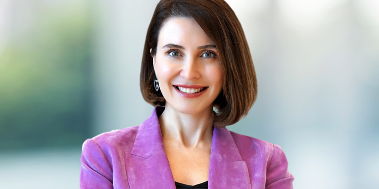 Sanovel’den Cumhuriyetimizin 102. Yılında 102 Kız Çocuğuna Koçluk Projesi