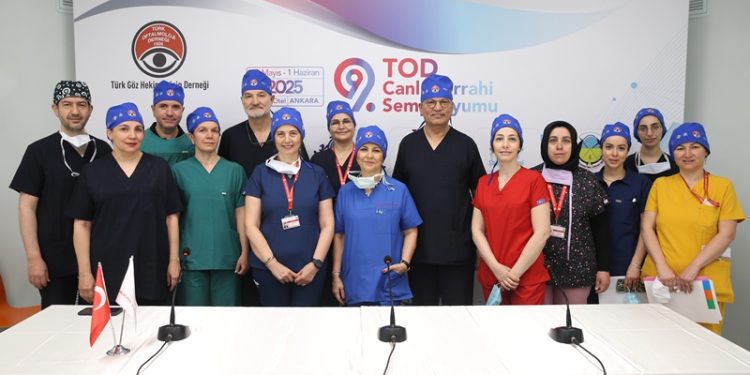 Göz hekimleri Ankara’da 4 gün boyunca canlı yayında 70 ameliyat yapacak