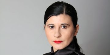 Nezaket Ekici ile Söyleşi: Sanatsal Göçebe