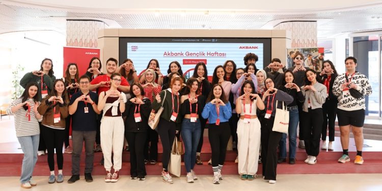 Akbank Gençlik Akademisi, 4 Yılda 190 Bine Yakın Gence ulaştı
