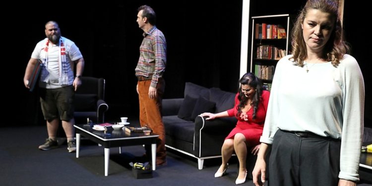 Şehir Tiyatroları, “Yenilmez” adlı oyunuyla 12. Frankfurt Türk Tiyatro Festivali’nde