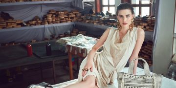 Gelenekten Geleceğe: Crafted by Derimod x Su Espadril İş birliğiyle “Kastamonu Taş Baskı Koleksiyonu”