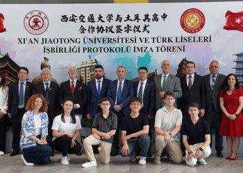 Türk Liselerine Çinli Üniversiteden büyük imkan