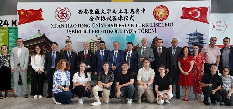 Türk Liselerine Çinli Üniversiteden büyük imkan