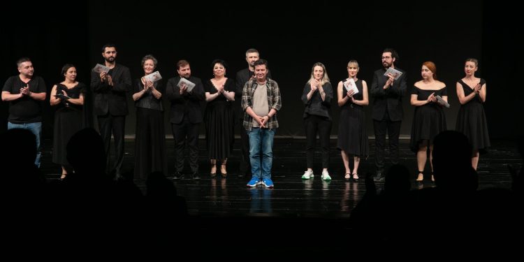 İzmir Şehir Tiyatroları’ndan Nazım Hikmet’in ölüm yıl dönümüne özel etkinlik