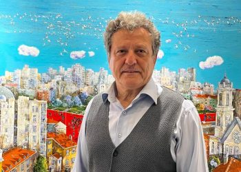 Benim Tiyatrom, Benim Oyunlarım: Kendi ile söyleşen yazar Okday Korunan