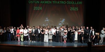 9. Üstün Akmen Ödülleri’nde Şehir Tiyatroları’na “Farkındalık Ödülü”