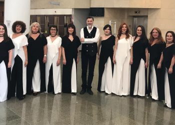 Rock müziğin efsaneleri aynı sahnede!