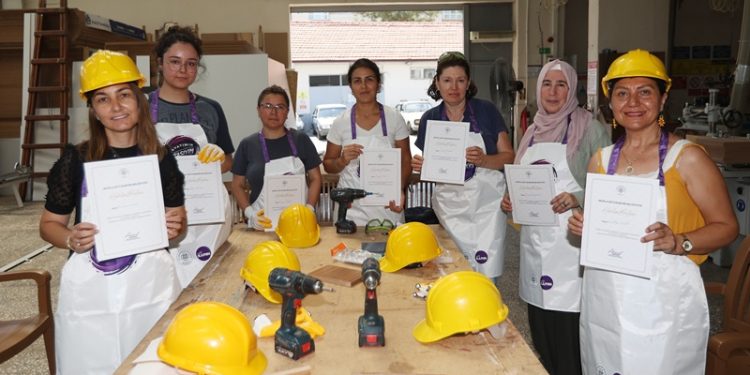 Muğla Büyükşehir’den Kadınlara ustalık, topluma eşitlik mesajı