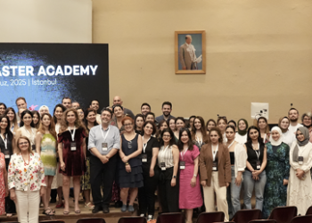 İstanbul, ruh sağlığı ve nörobilimin dünya yıldızlarını ağırladı!