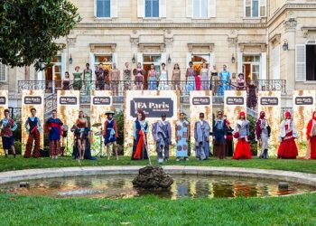 IFA PARIS İstanbul’dan Fransız sarayı’nda büyüleyici mezuniyet defilesi